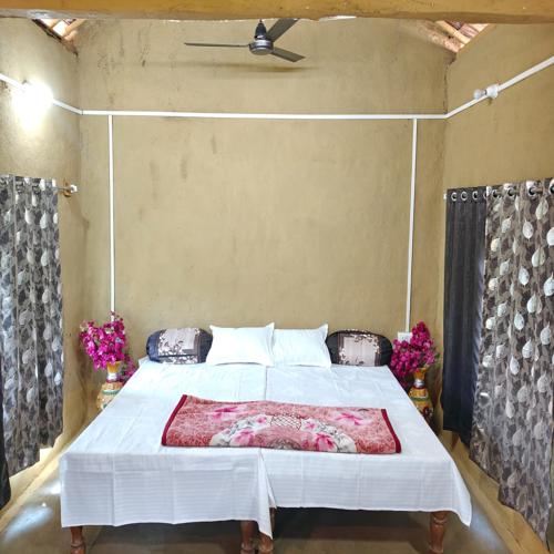 Amatya Homestay, Handia